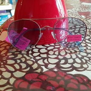 NWT Betsey Johnson sunglasses